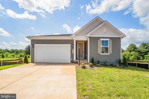508 ASTER LANE - Photo 1