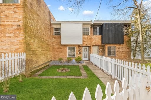 2505 NAYLOR ROAD - Photo 1