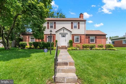 3302 NORTHBROOK ROAD - Photo 1
