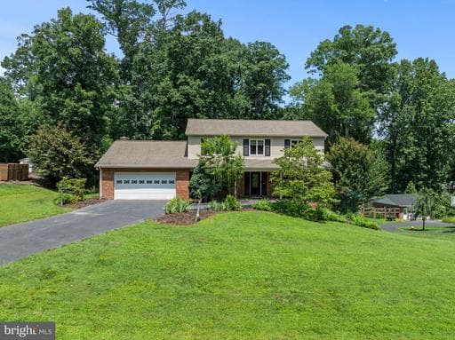 11608 HELMONT DR,OAKTON,VA,22124,FAIRFAX - Photo 1