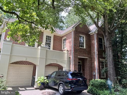7809 FOX GATE COURT