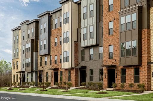 43791 METRO TERRACE