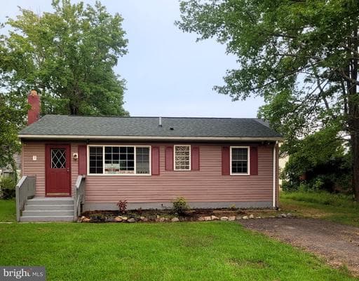 244 6TH STREET - Photo 1