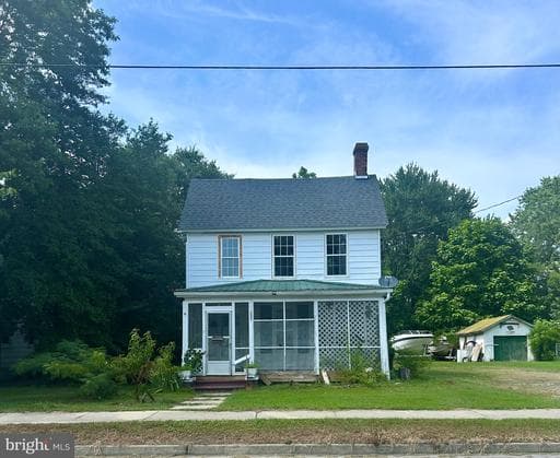 215 ACADEMY AVENUE - Photo 1