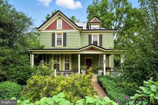 802 S BLUE RIDGE AVENUE - Photo 1