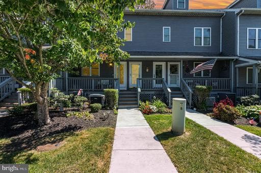 73 NE ISLES DRIVE - Photo 1