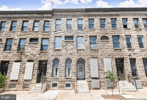 1824 SAINT PAUL ST,BALTIMORE,MD,21202,BALTIMORE CITY