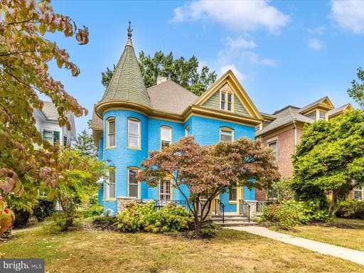 831 OAK HILL AVENUE - Photo 1