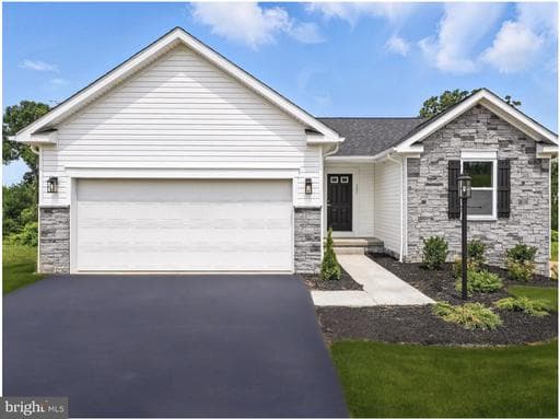 LOT 11 REGENT CIRCLE