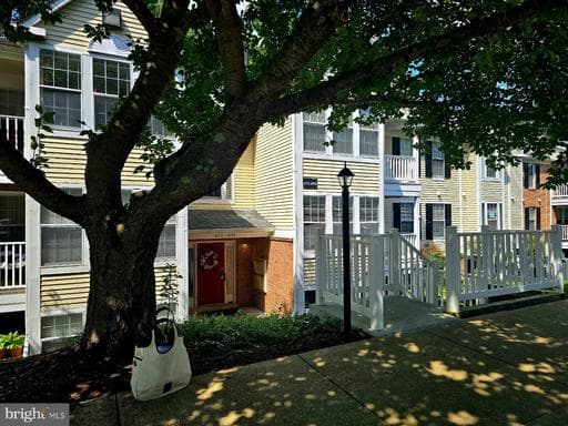 686 Southern Hills Dr, Arnold, MD 21012-2607, United States - Photo 1