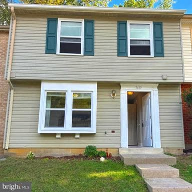 3615 Wharf Ln, Triangle, VA 22172-1055, United States - Photo 1