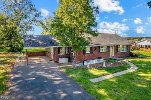 98 Cedar Ridge Rd, Waynesboro, VA 22980-7006, United States - Photo 1