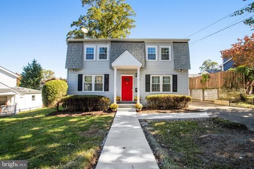 6908 Barrett Rd, Falls Church, VA 22042-2613, United States - Photo 1