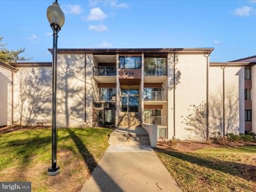 8013 MANDAN ROAD T4 - Photo 1