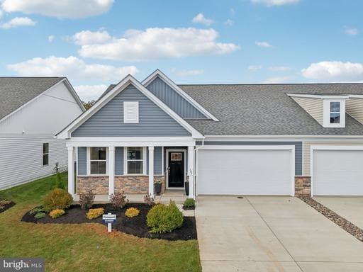 116 TRELLIS VIEW LANE - Photo 1