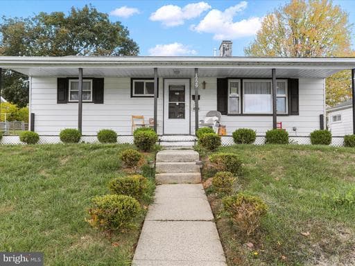 1229 WAYNE AVENUE - Photo 1