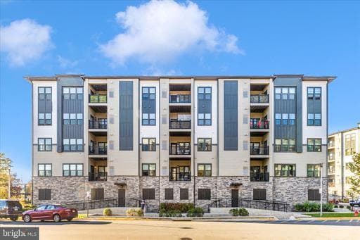 12865 MOSAIC PARK WAY 3J