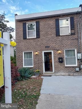 5610 CLAY PL NE,WASHINGTON,DC,20019,WASHINGTON