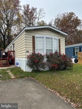 1944 CHIPPER DRIVE - Photo 1
