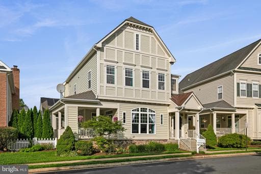 17510 LETHRIDGE CIR,ROUND HILL,VA,20141,LOUDOUN - Photo 1