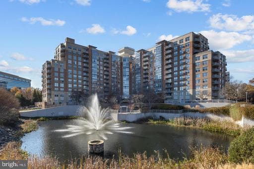 11800 SUNSET HILLS ROAD 314 - Photo 1
