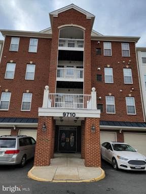 9710 Handerson Pl, Manassas Park, VA 20111-7036, United States - Photo 1