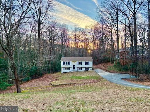 27047 Yowaiski Mill Rd, Mechanicsville, MD 20659-5837, United States - Photo 1