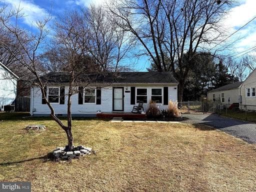 2952 GRACE STREET - Photo 1