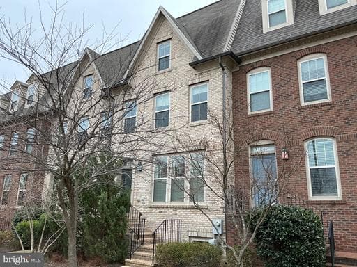 16125 Redland Rd, Rockville, MD 20855-2136, United States - Photo 1