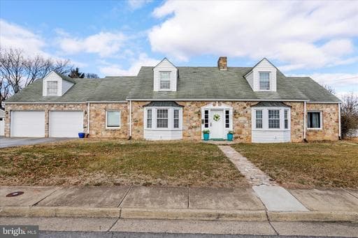 425 W 15TH ST,FRONT ROYAL,VA,22630,WARREN - Photo 1
