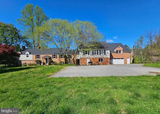 1501 CORBETT ROAD - Photo 1