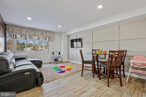 1900 LYTTONSVILLE RD #702,SILVER SPRING,MD,20910,MONTGOMERY