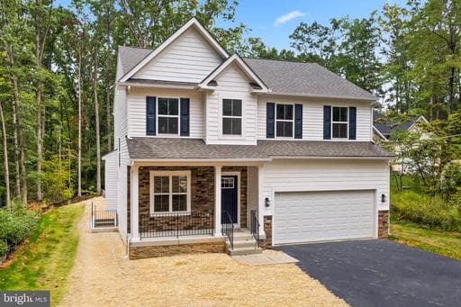 401 BIRDIE ROAD - Photo 1