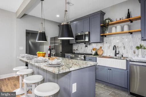 1621 E 32ND STREET - Photo 1