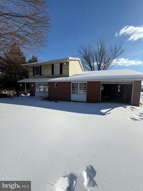 54 N HILLS DRIVE - Photo 1
