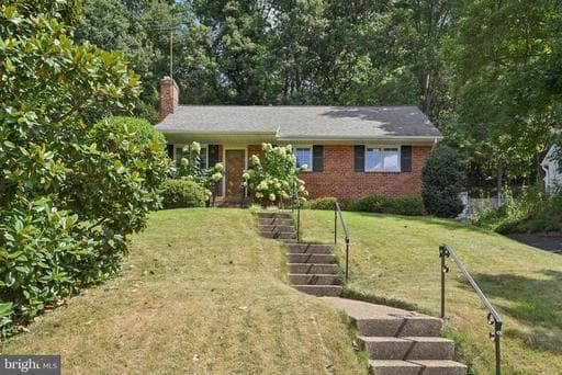 3539 Marvin St, Annandale, VA 22003-1712, United States - Photo 1