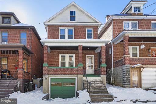 570 PATTERSON AVENUE - Photo 1