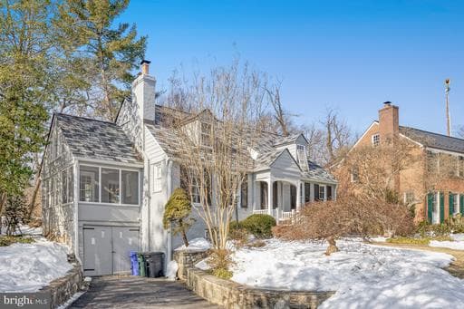 3916 MILITARY ROAD