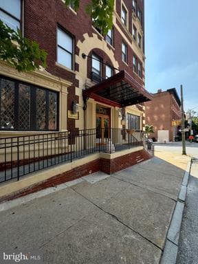1001 SAINT PAUL STREET 5H