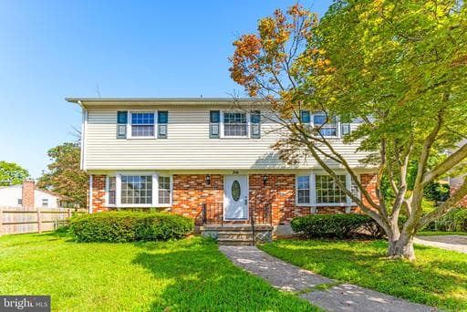 316 Wickersham Way, Cockeysville, MD 21030-3615, United States - Photo 1