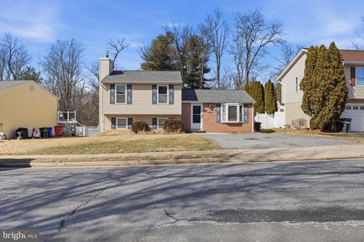 213 Wintergreen Ln, Brunswick, MD 21716-1848, United States - Photo 1