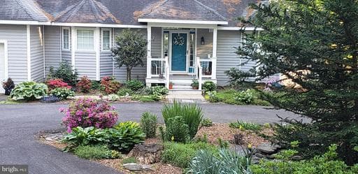 61 RANDOLPH - Photo 1