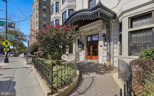1669 COLUMBIA ROAD 215