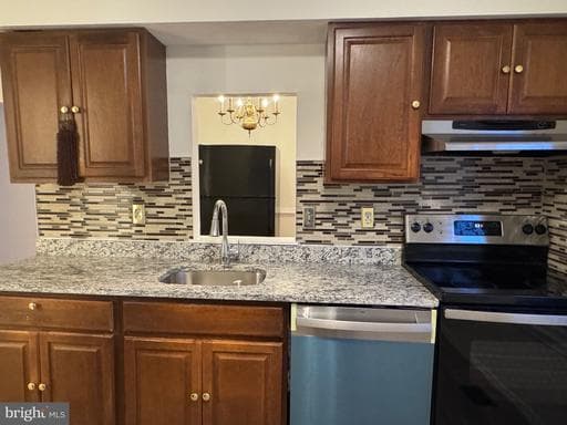 511 MANDOLIN COURT - Photo 1