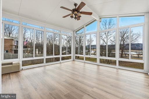 7554 SHIRLEY BOULEVARD - Photo 1