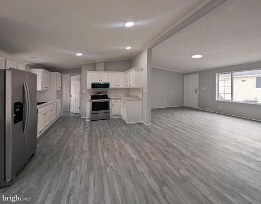 227 POCLAIN RD - Photo 1