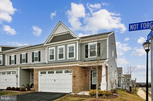 25635 NOT FORGOTTEN TERRACE - Photo 1