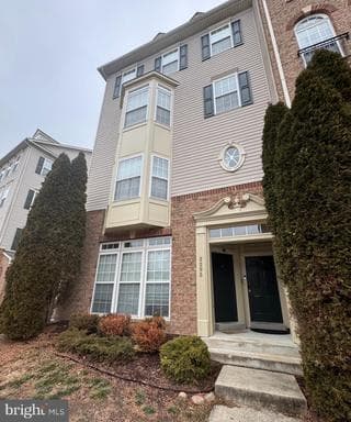 2205 IVY LANE 1 - Photo 1