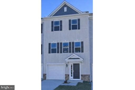 2520 BOEING WAY - Photo 1