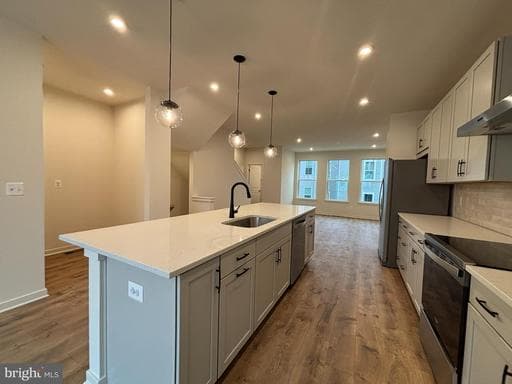 17966 ALICIA AVENUE - Photo 1